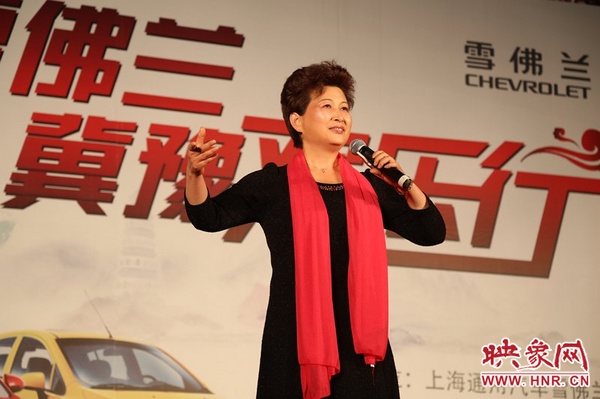 張春榮演唱的《香魂女》選段，博得觀眾陣陣掌聲。