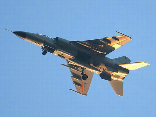 資料圖：進(jìn)行訓(xùn)練中國空軍飛豹戰(zhàn)機(jī)。