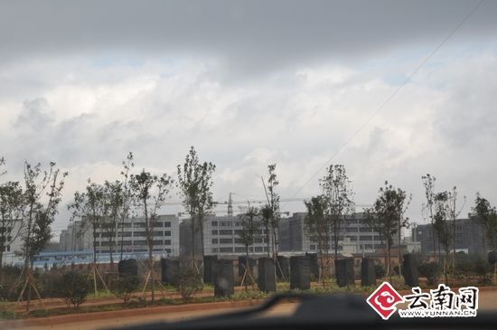2010年11月的時(shí)候，爭(zhēng)議土地上已經(jīng)是密布的高樓群。