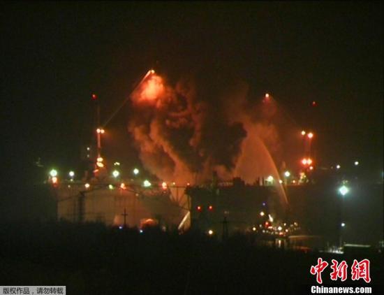 資料圖：2011年12月29日晚間，俄羅斯摩爾曼斯克州一艘名為“葉卡捷琳堡”號(hào)的核潛艇起火。