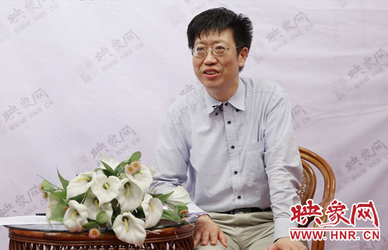 復(fù)旦大學(xué)河南招生組組長(zhǎng)趙一鳴做客映象網(wǎng)《名校面對(duì)面》系列訪談