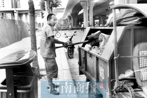 隱形富豪李國全，心甘情愿做個環(huán)衛(wèi)工