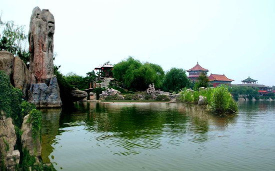 [開(kāi)封翰園碑林]中國(guó)最大的人造山水景觀(guān)之一(圖)