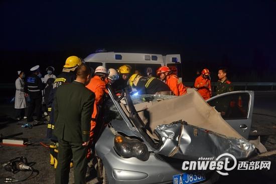 5人死！比亞迪被寶馬追尾 車身剩一半