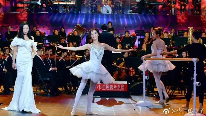 《創(chuàng)造101》主題曲公布，這個(gè)被吐槽油膩的c位是什么來頭？
