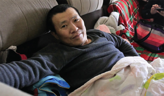 11月11日，李剛病情再次惡化，在眾多朋友的鼓勵下，他將再赴西安進行手術(shù)治療