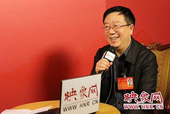 全國人大代表鄭永和做客映象網(wǎng)全國兩會北京直播室。
