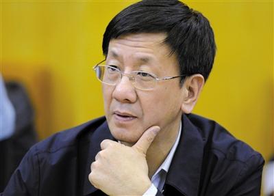 昨日，最高檢檢察長曹建明在遼寧團參加“兩高”報告分組審議。記者 陳杰 攝