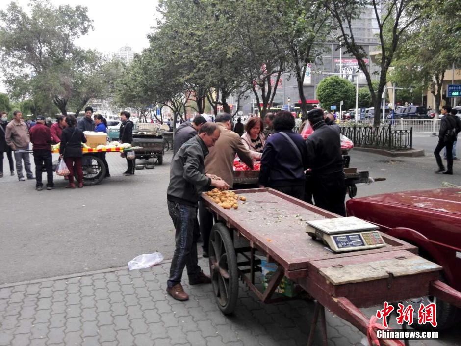 自治區(qū)和烏魯木齊市有關(guān)部門迅速處置，傷員已全部送往醫(yī)院救治。