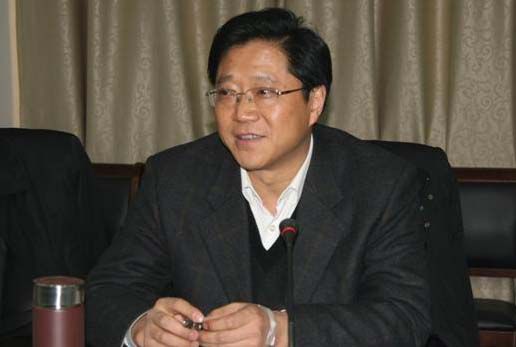 銅陵市委召開全市領(lǐng)導干部會議宣布安徽省委決定，提名銅陵市委副書記倪玉平為銅陵市人民政府市長候選人。