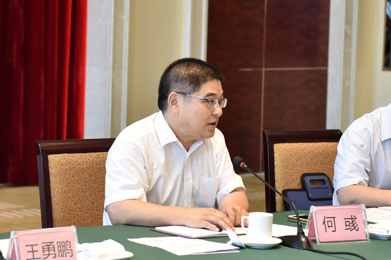 省委宣傳部副部長、省委網(wǎng)信辦主任何彧