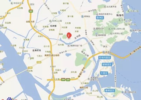 以此前的格力康樂園為例。在2005年，格力電器就已出資2億元，建立員工生活區(qū)——格力康樂園。該生活園區(qū)建筑面積達12萬平方米以上，可容納員工10000多人。后來，斥資4億的康樂園二期也已經投入使用。