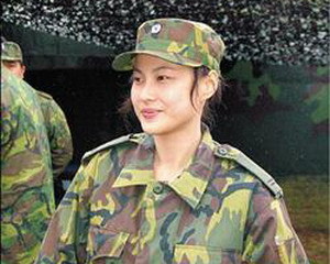 　臺(tái)灣最美女軍官。