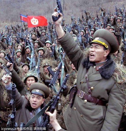 　朝鮮人民軍士兵戰(zhàn)意高昂。
