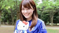 高清圖：甜美?；ㄖ囀澜绫?穿著球衣力挺日本