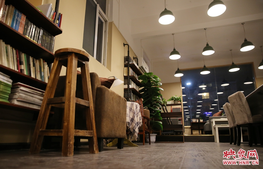 書(shū)店內(nèi)的裝飾。